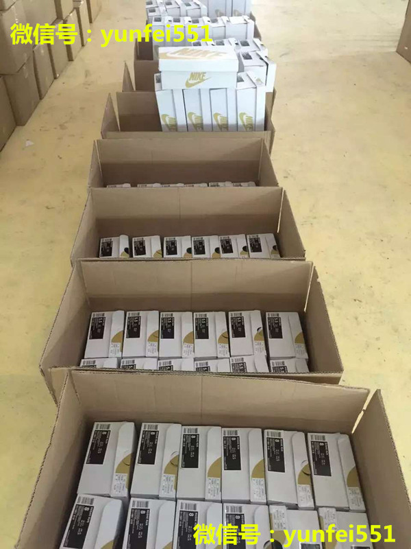 这是第3张莆田工厂运动鞋批发主营耐克阿迪新百伦万斯AJ的货源图片