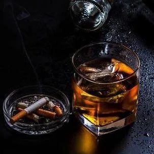 烟酒与情感，探索人类情感与物质消费的复杂关系总仓批发 - 2 - 635香烟网