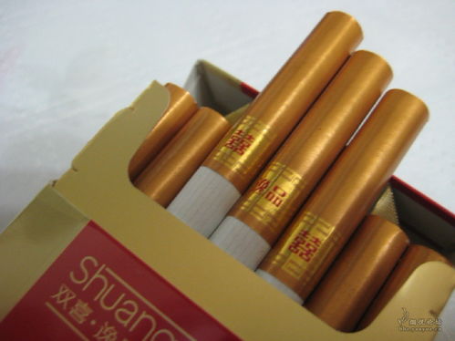 红双喜硬红逸品香烟品鉴 - 1 - www.680860.com微商资讯网