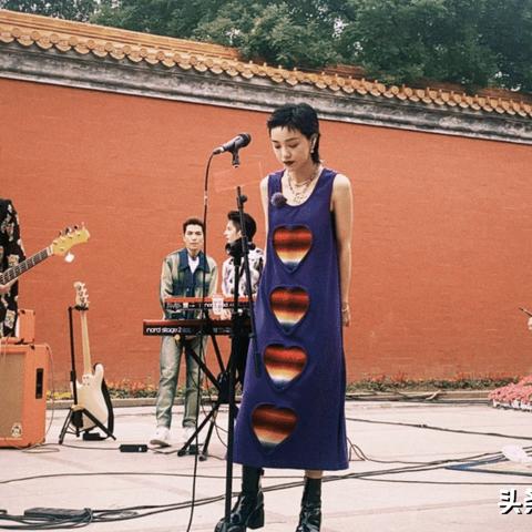 香烟飘渺云霄汉，探索中国香烟文化的历史与影响 - 4 - www.680860.com微商资讯网