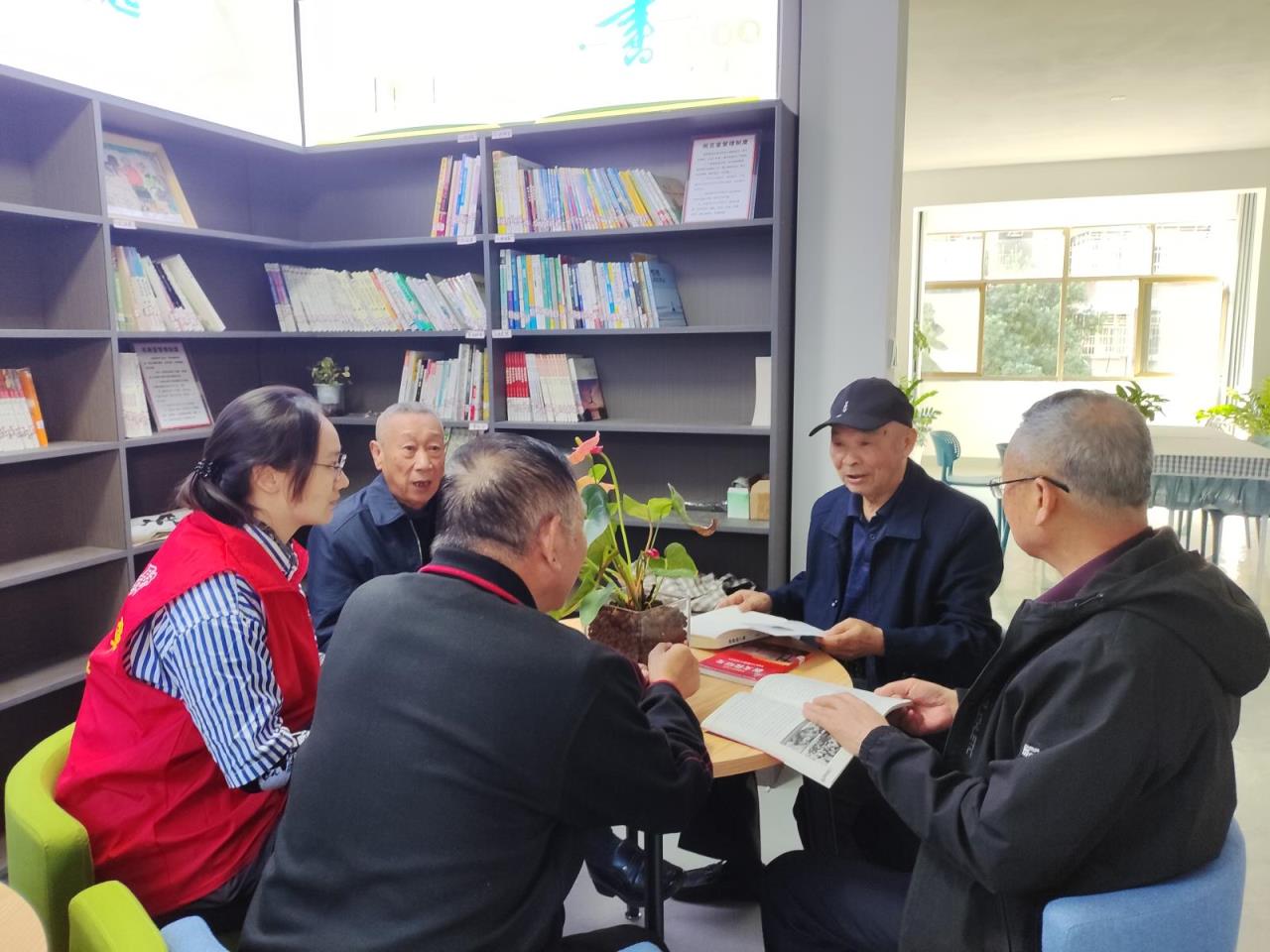 头条！外烟国烟一手微商“马不停蹄”